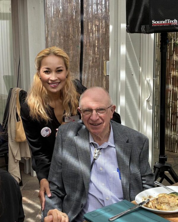 Tofu Alofipo with former State Senator Joe Hardy